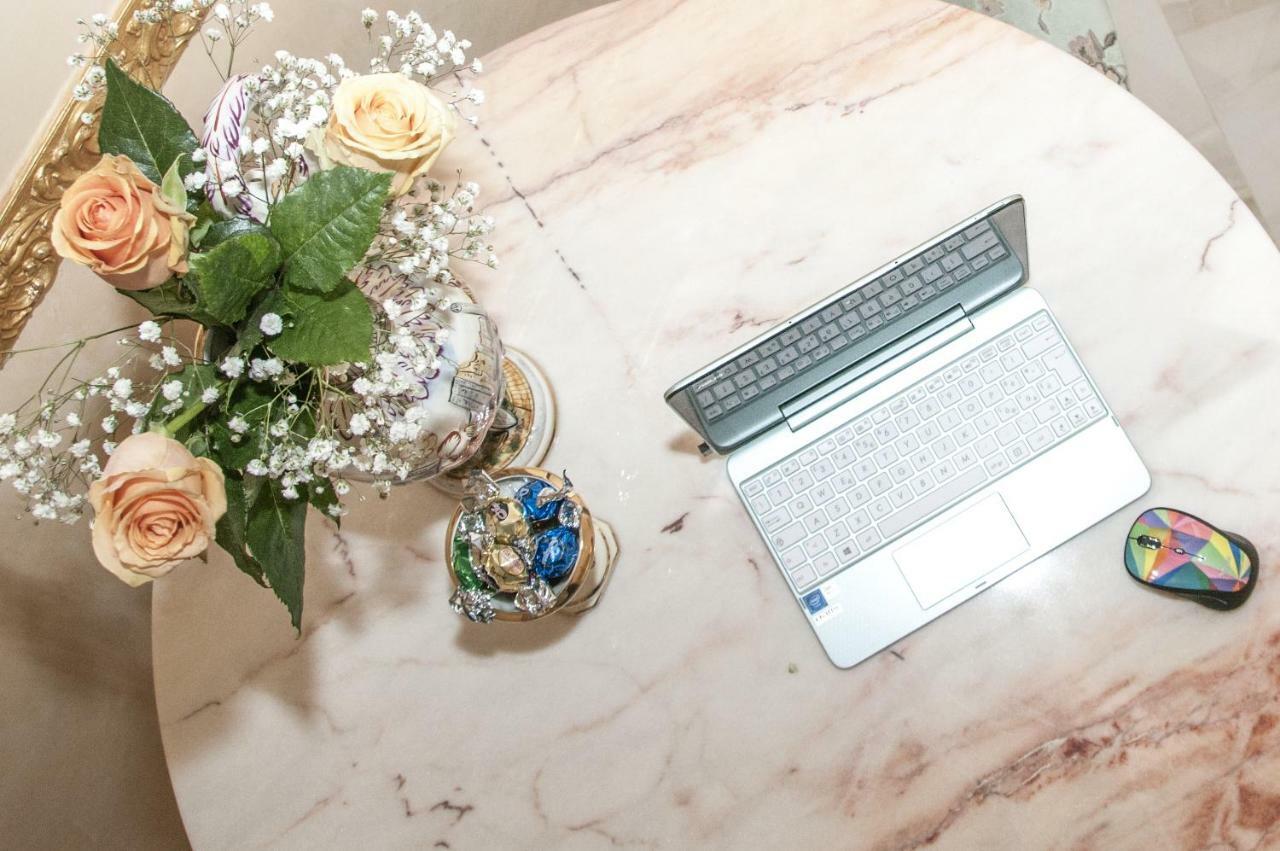 Fiore D'Arancio Luxury City Center Apartment 베로나 외부 사진