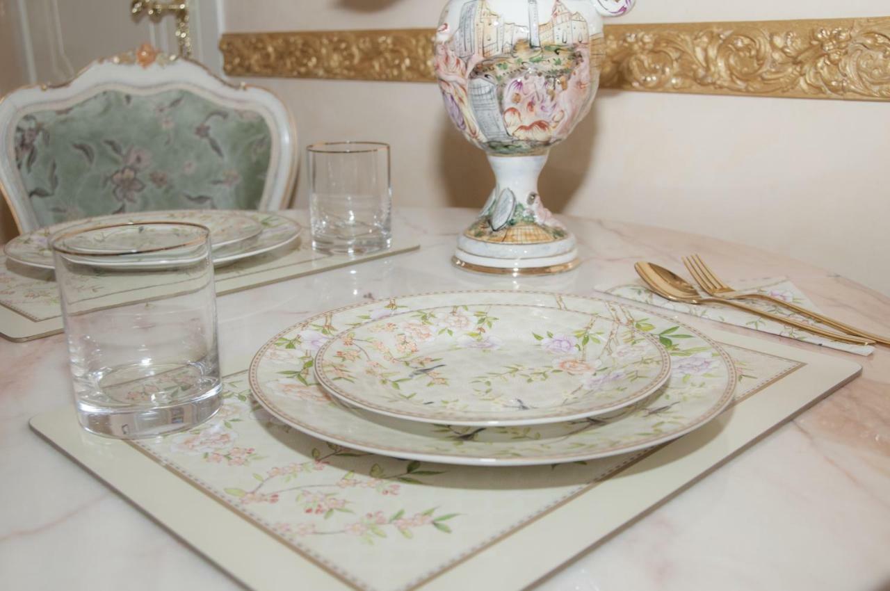Fiore D'Arancio Luxury City Center Apartment 베로나 외부 사진