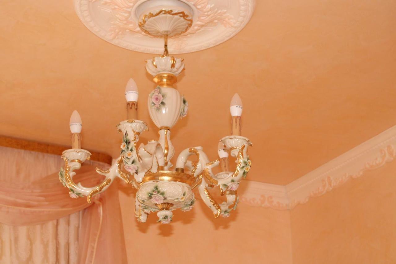 Fiore D'Arancio Luxury City Center Apartment 베로나 외부 사진
