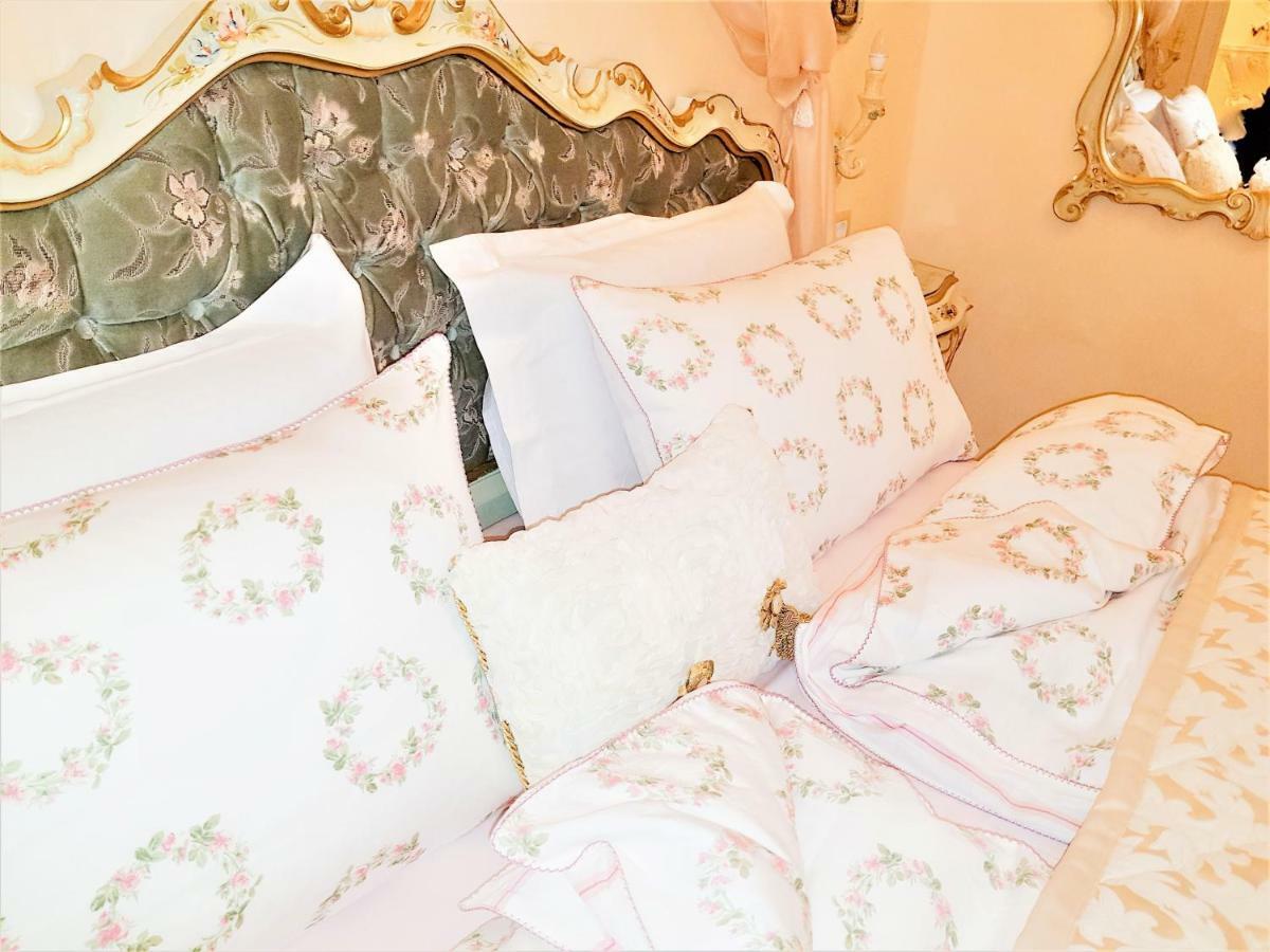 Fiore D'Arancio Luxury City Center Apartment 베로나 외부 사진