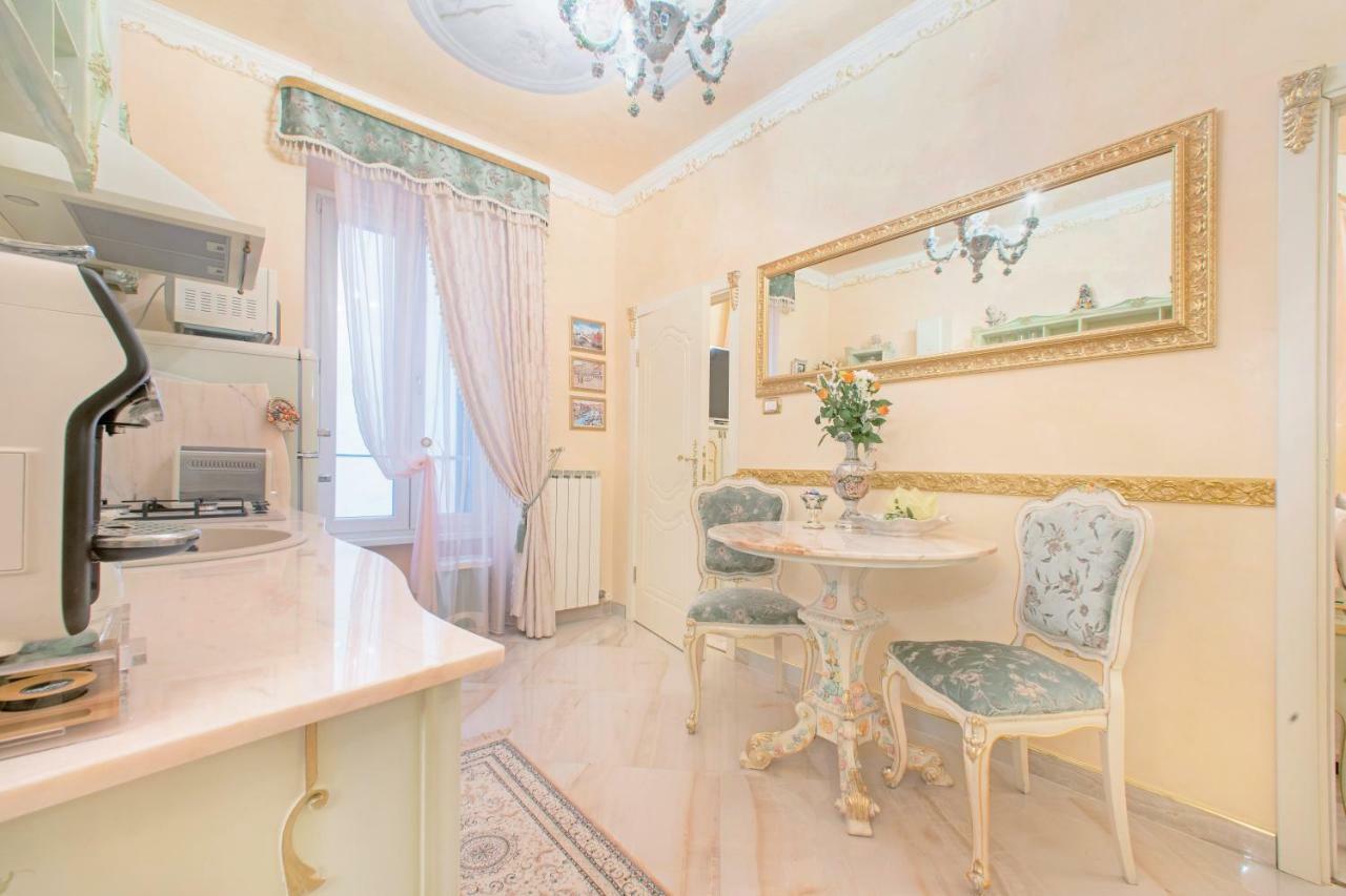 Fiore D'Arancio Luxury City Center Apartment 베로나 외부 사진