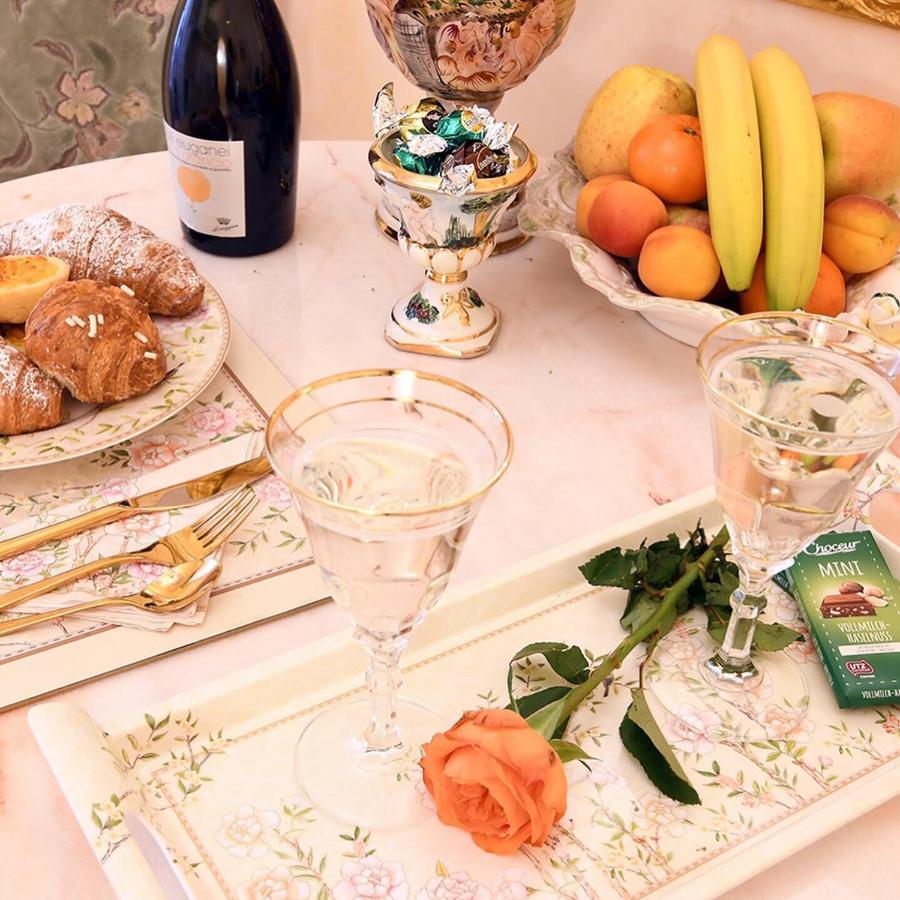 Fiore D'Arancio Luxury City Center Apartment 베로나 외부 사진