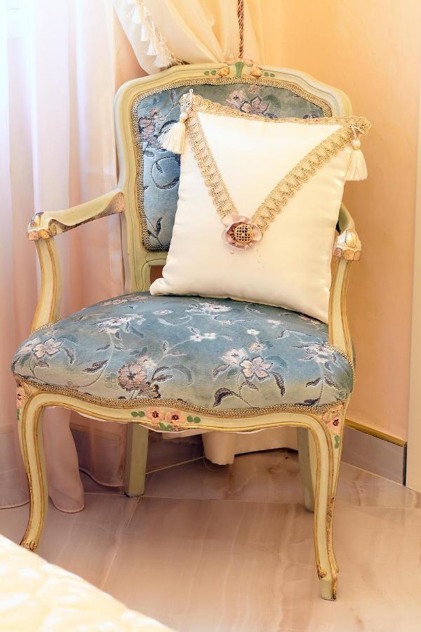 Fiore D'Arancio Luxury City Center Apartment 베로나 외부 사진